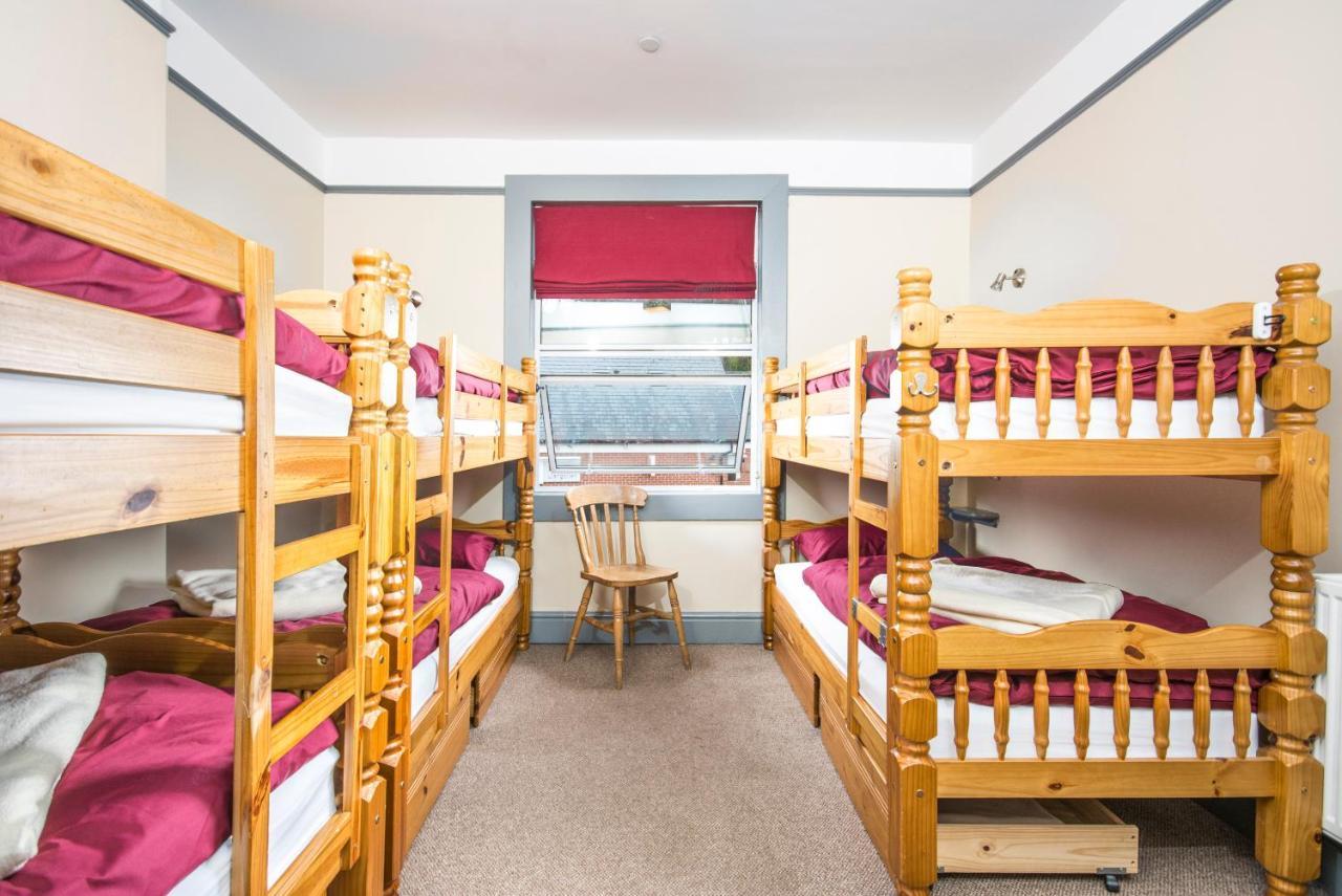Llangollen Hostel Guest Rooms - No Dormitories - Self Catering Exterior photo